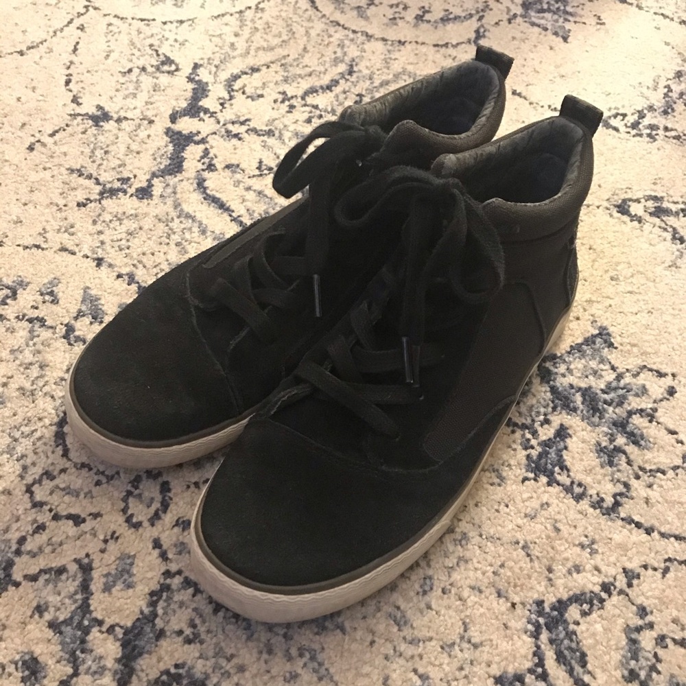 Toms High-Tops